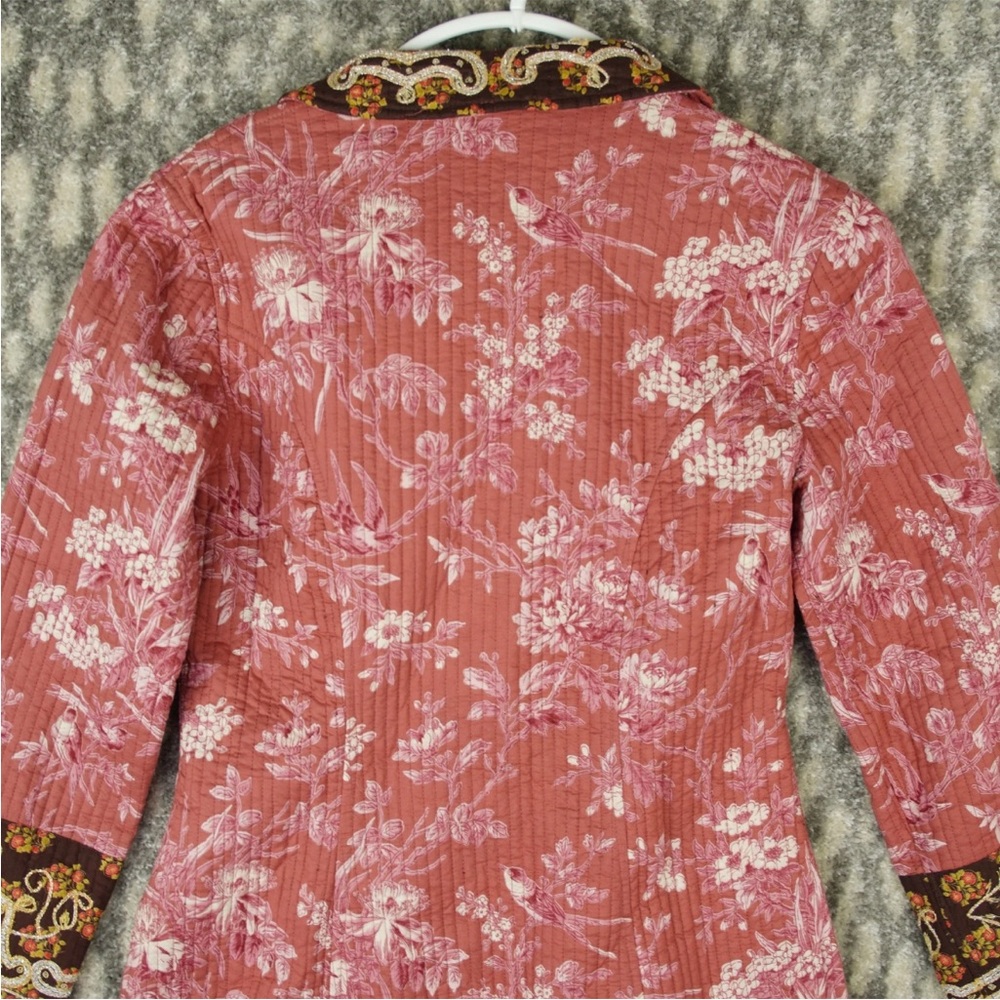 The J. Peterman Company Quilted Coat Jacket Womens Small Floral Embroidered EUC - Picture 4 of 16